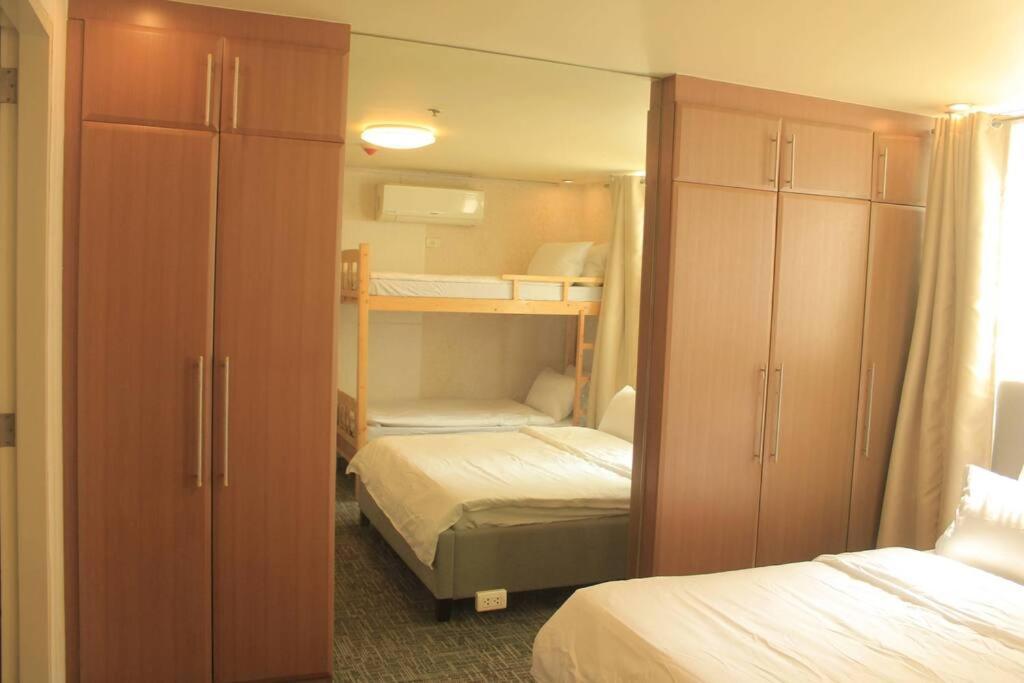 A2J Luxury 1Br Balcony Suite Near Venice Mall Bgc Manila Eksteriør billede